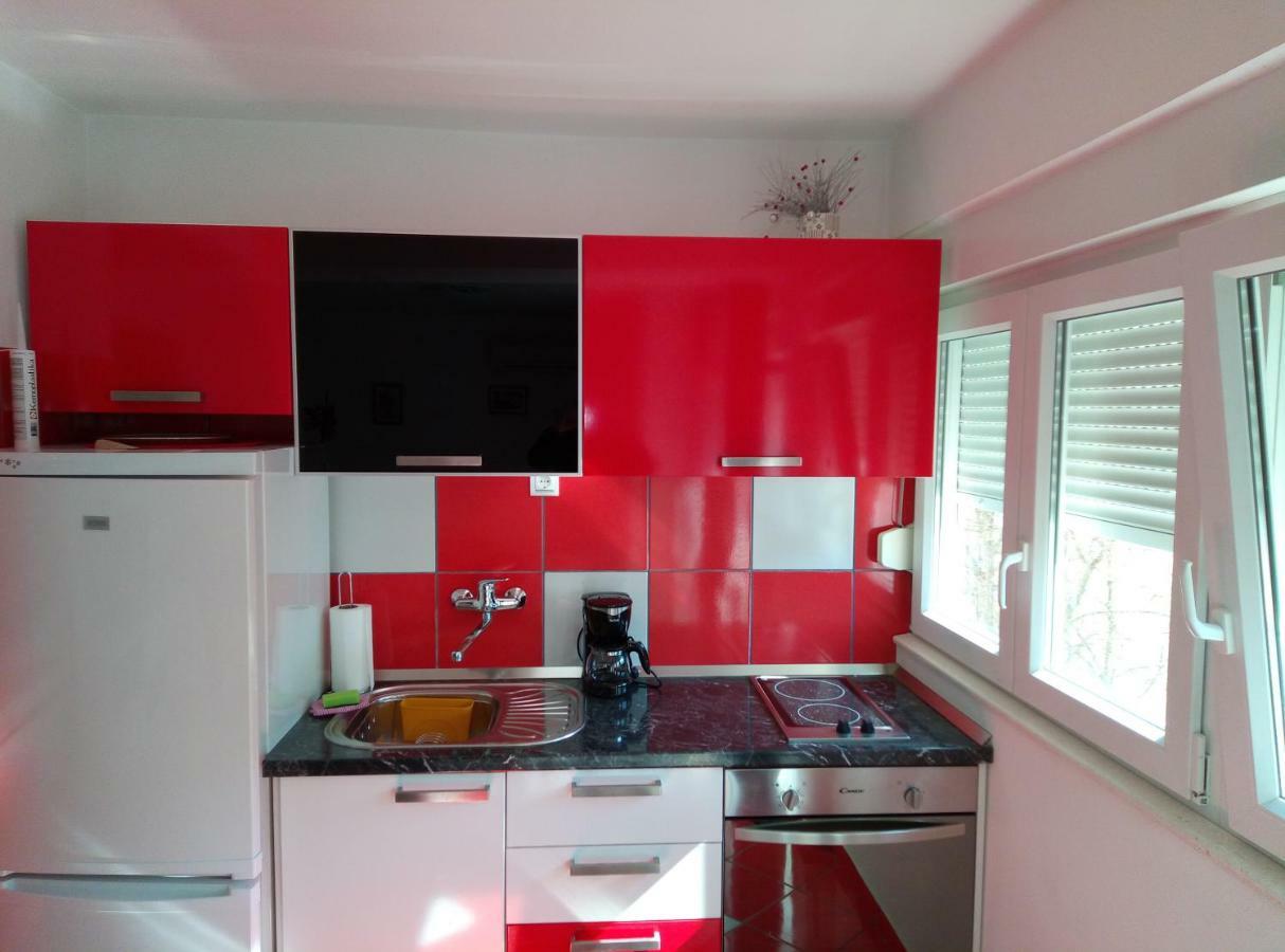 Studio Apt. Downtown Сплит Экстерьер фото